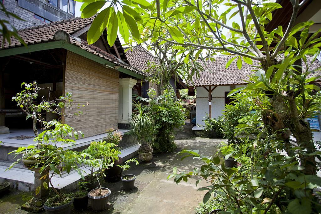 Koming House Ubud Buitenkant foto