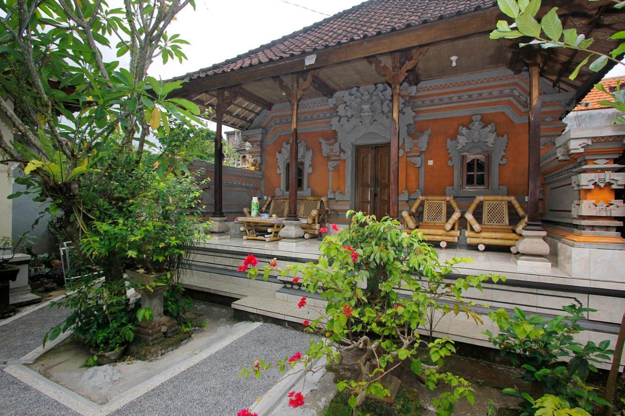 Koming House Ubud Buitenkant foto